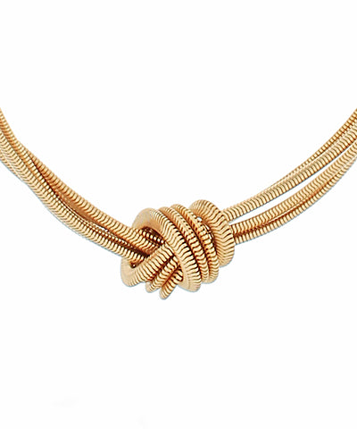 Knotted Layered Chain
