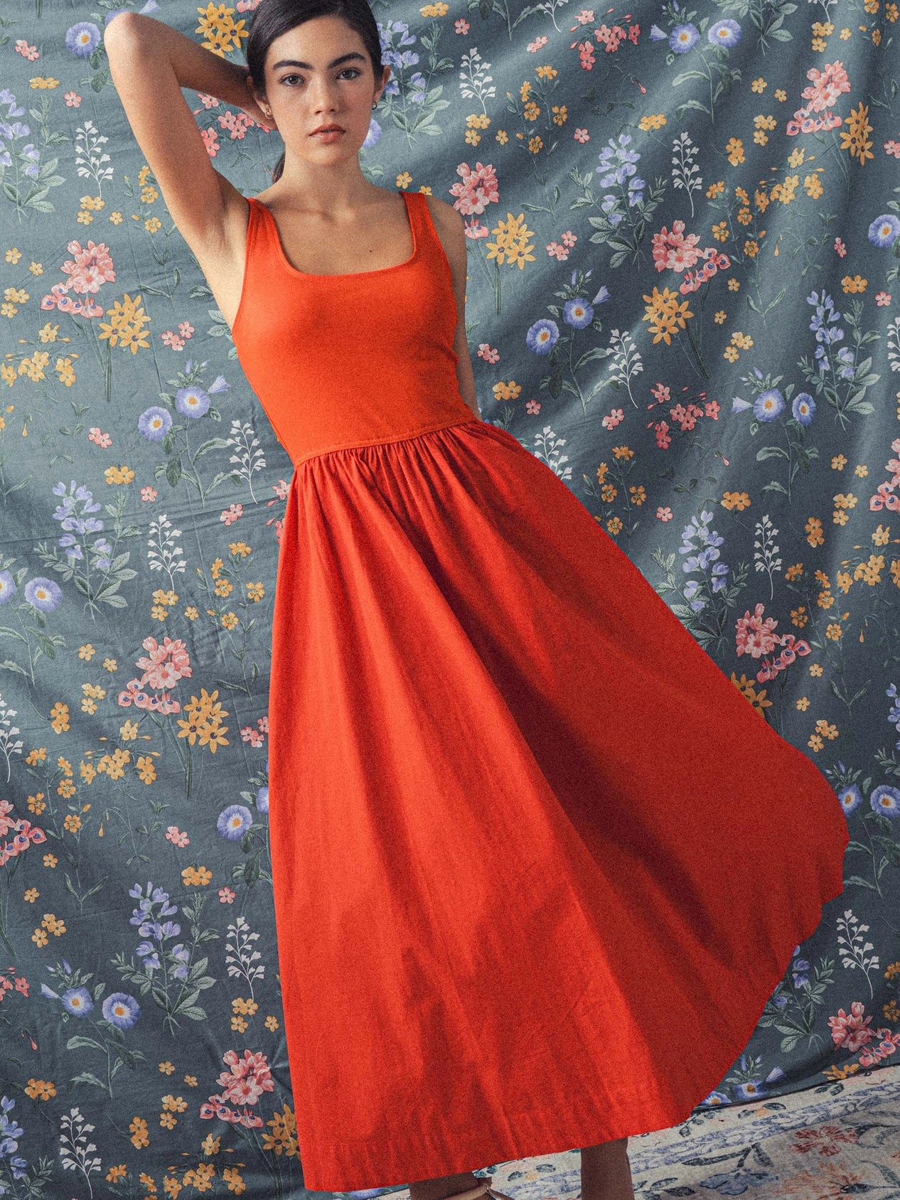 Elegant Square Neck Midi