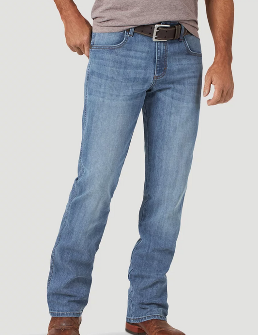 WRANGLER MENS RETRO RELAXED FIT BOOTCUT JEANS - LIGHT WASH