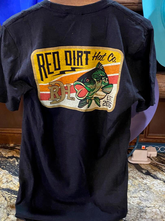 Red Dirt Hat Co. -Bass Fishing Badge Short Sleeve Graphic Shirt - Black