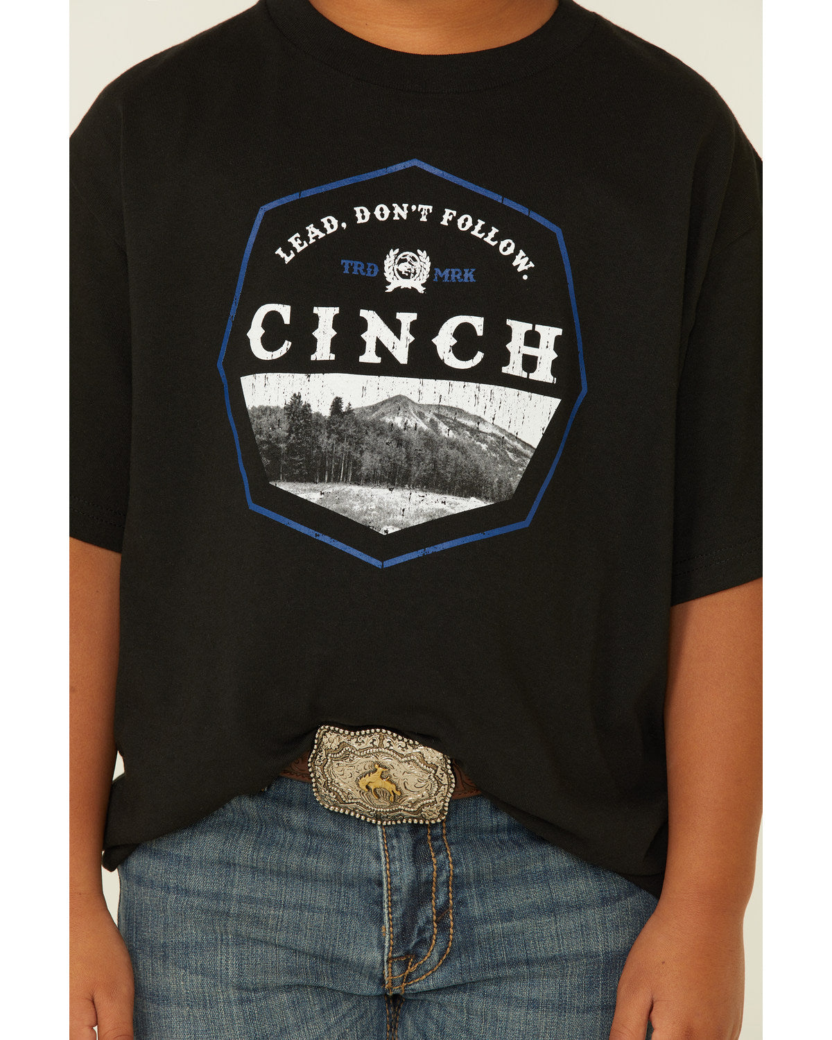 Cinch Lead, Don't Follow Graphic Short Sleeve T-Shirt - Black